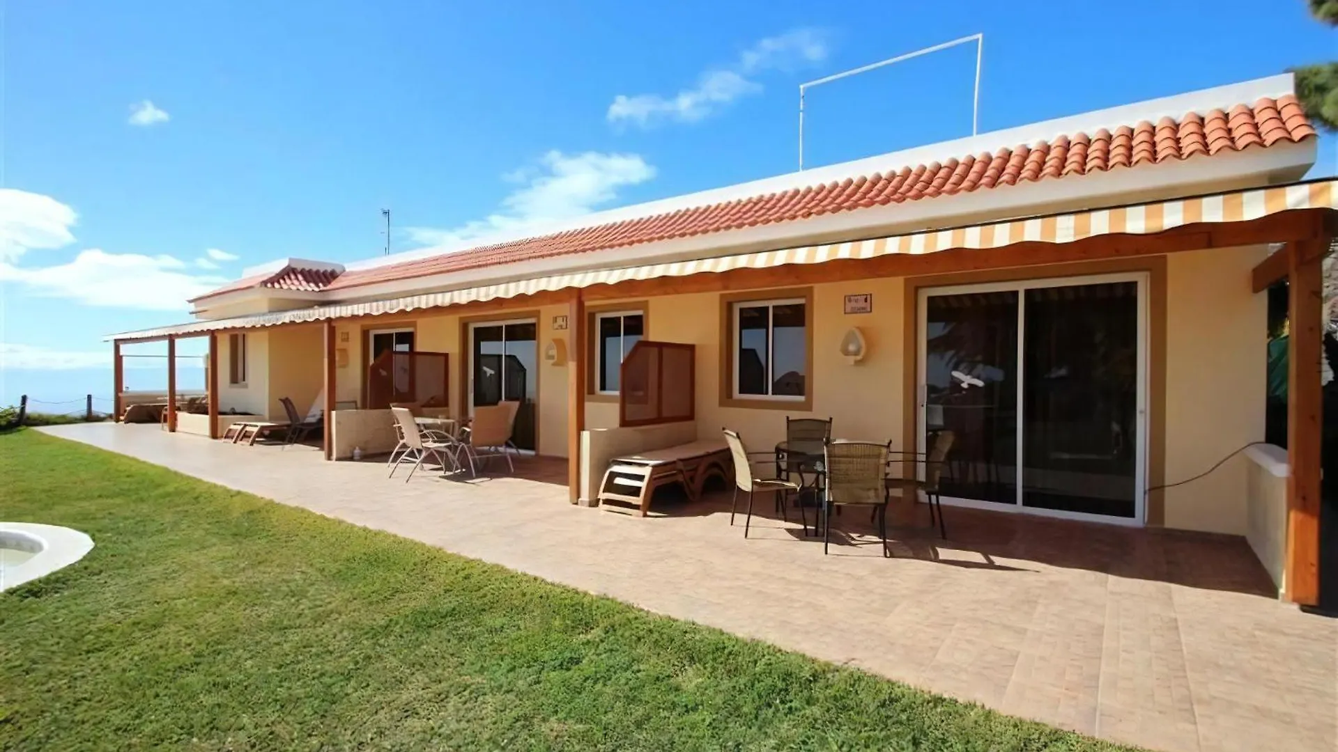 Apartamento Modern Eingerichtete Wohnung Leon Mit Terrasse Guía de Isora España